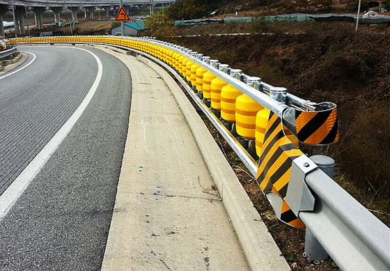 Anti Collision Highway Crash Barrier Traffic Safety EVA Roller Barrier