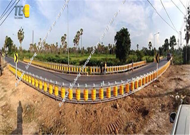 Curved Ramp Highway Roller Barrier Anti Rust Q235 Hot Dip Galvanizing Material