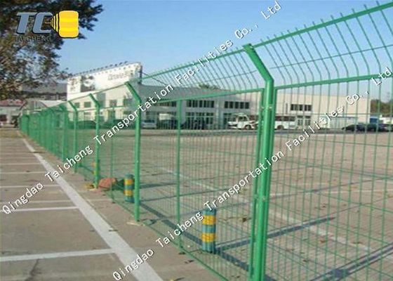 Road Guardrail Steel Mesh Fencing Dipped Galvanized Oxidation Resistance