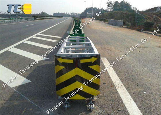 Buy Inexpensive Barrier Crash Cushion Highway Guardrail Crash Cushion Barrier For Highway Safety online manufacture