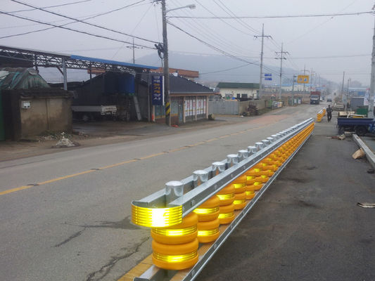 Buy Yellow Fence Barrier with Rolling Guardrail Panel Height 1.2m Safety Barrier Designed to Enhance Protection at Worksites online manufacture