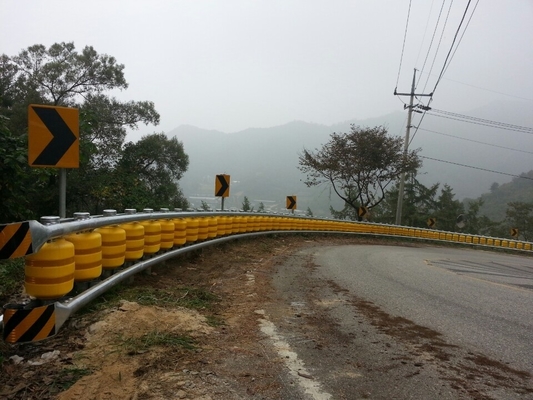 Buy Anti Corrosion Polyurethane Highway Roller Barrier online manufacture