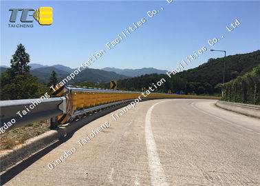 Buy Accident Car  Rolling Guardrail Barrier Post Spacing 650mm 700mm 1000mm online manufacture