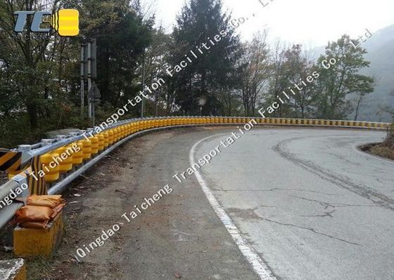 Buy Durable Highway Metal Guardrails Q235 Hot Dip Galvanizing Metal Material online manufacture