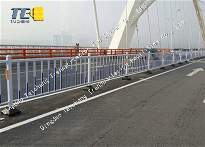 Zinc Steel Municipal Guardrail Concrete Road Barrier Sliver