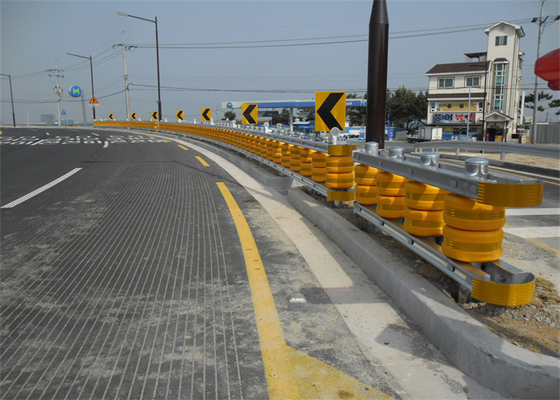 Good price Highway Safety Anti Crash Guardrail Roller Crash Barrier Safety online