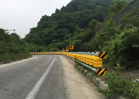 Good price Traffic Safety EVA Buckets Rotary Barrel Rolling Guardrail Barrier ISO CE Standard online
