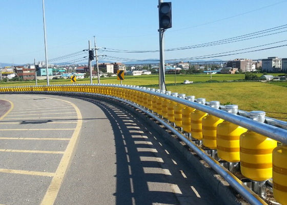 Good price strength Steel One pillar and four rails protection method Roller Crash Barrier constructed with materials to ensure long term operational safety online