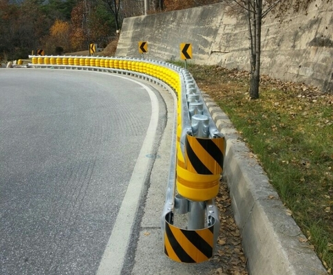 Good price 10 Years Lifetime HDG Highway Roller Barrier for Highway Construction online