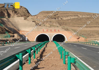 Good price W Beam Metal Road Safety Barrier Roadside Guardrail For Curved Median Strip online