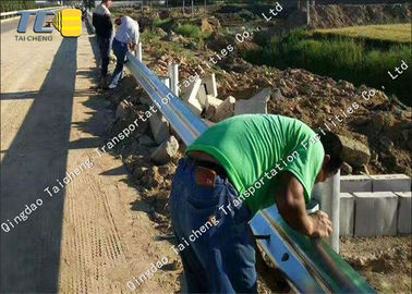 Good price Traffic Thrie Metal Beam Crash Barrier Stainless Steel Weather Resistance online